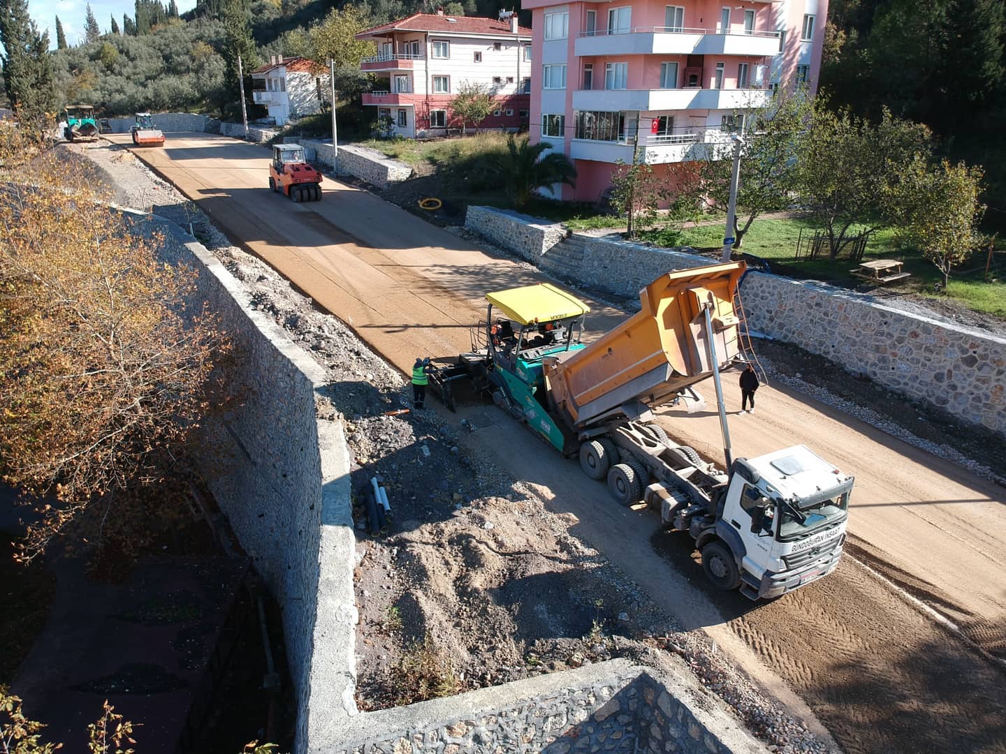 Gölcük ve Karamürsel İlçeleri 2020 Yatırım Programı Yol Üst Yapı Düzenleme İşi