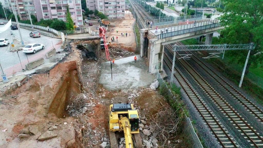 Kuruçeşme Tramvay Hattı Mevlâna Kavşağı Altgeçit Yapım İşi