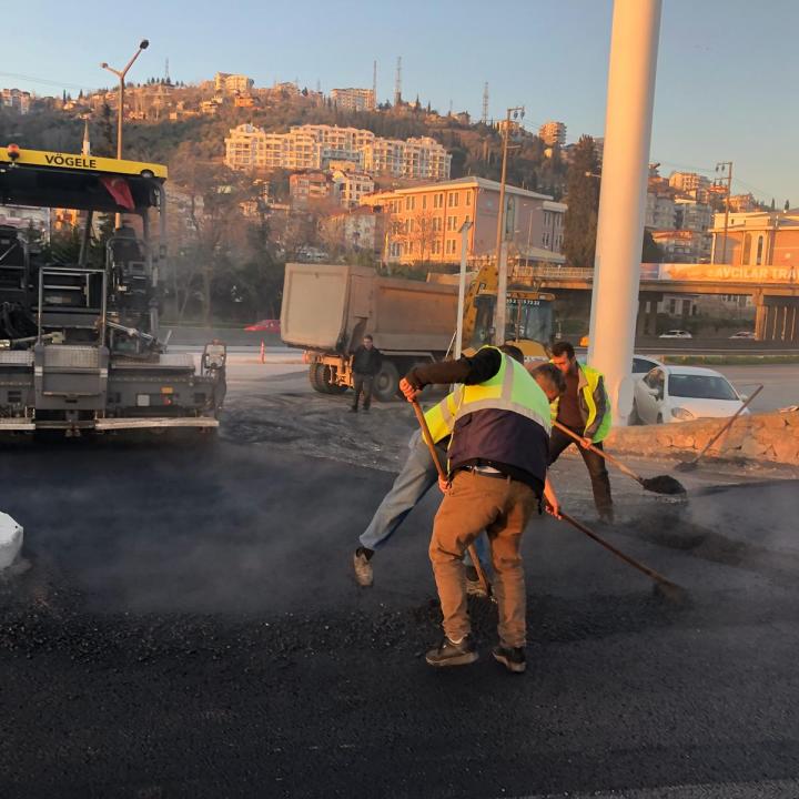 Kuruçeşme Tramvay Hattı Mevlâna Kavşağı Altgeçit Yapım İşi